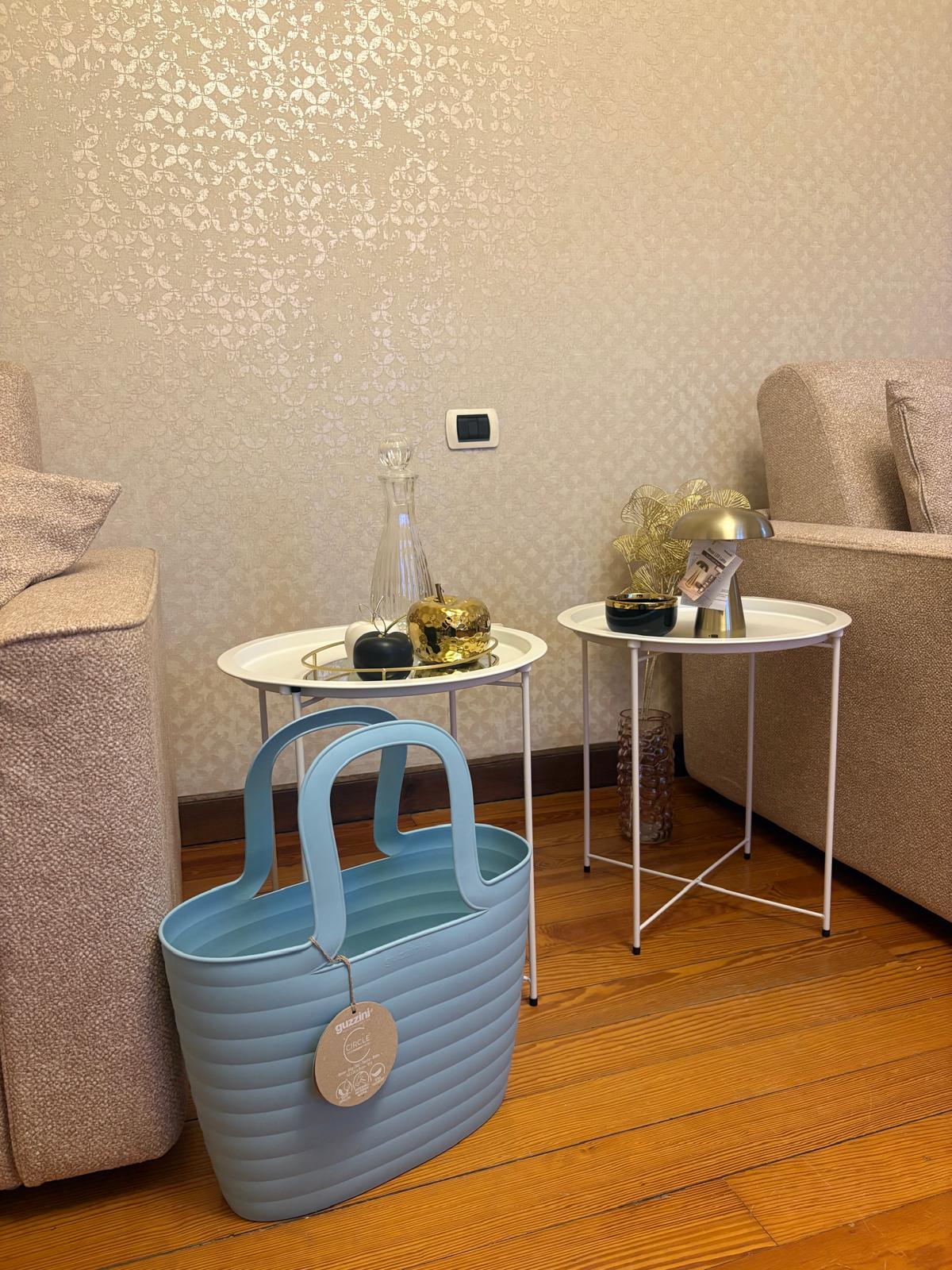 "Ivrea Centro Storico –  Splendido Trilocale con ascensore in Via Palestro, il cuore pulsante di Ivrea. Ideale per affitti brevi"